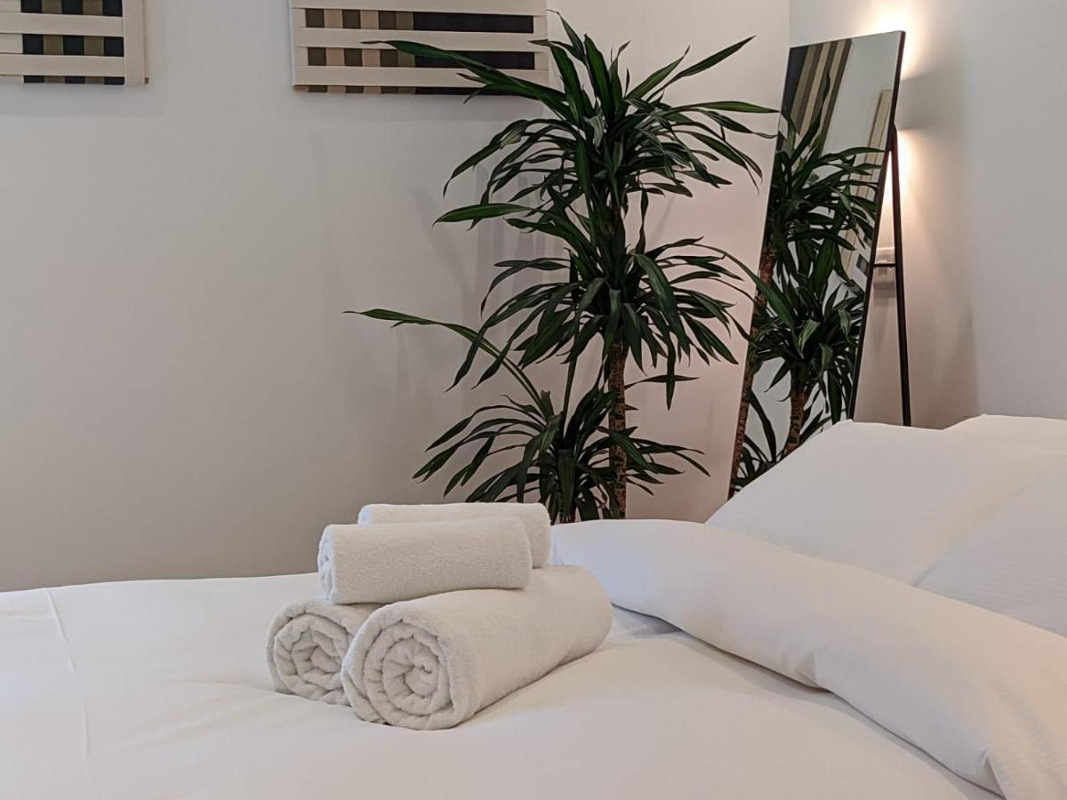 Modern In Hampstead For 4 London