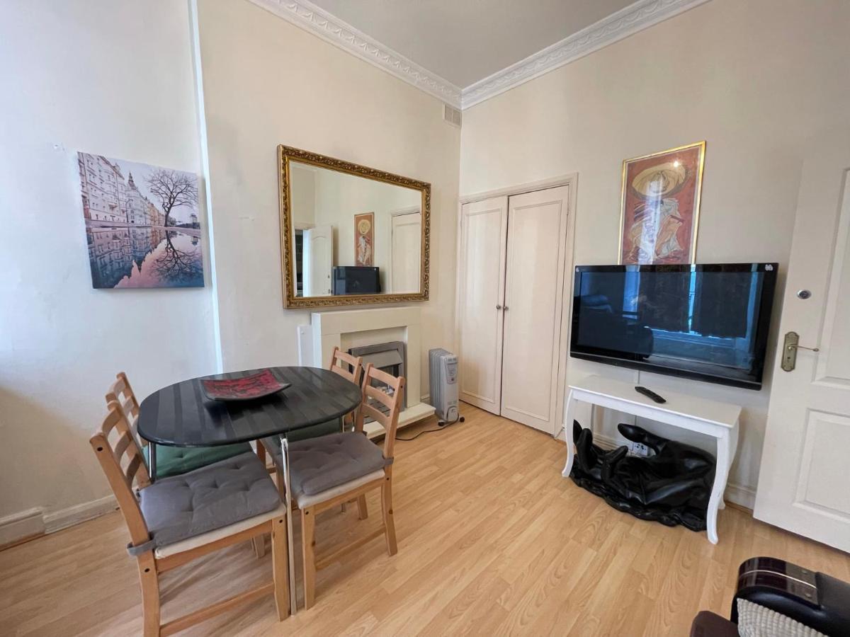 Hyde Park Serviced * London
