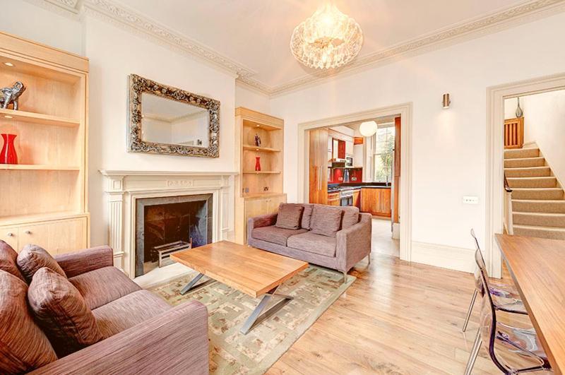 Luxury Massive Townhouse By Harrods Apartment
