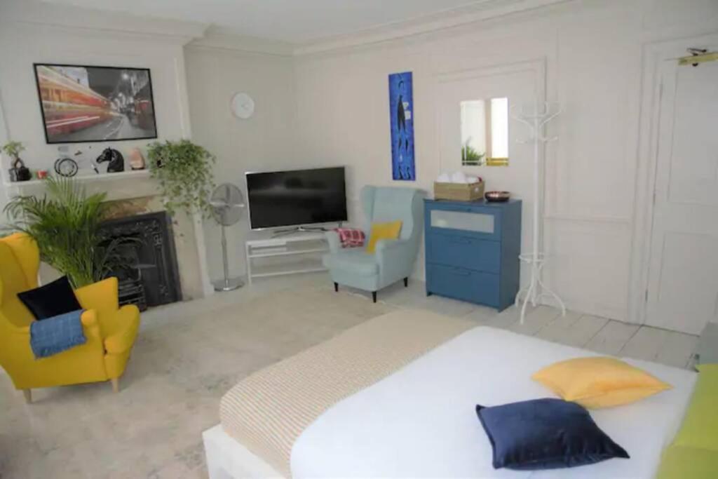 Fabulous Duplex Flat In Covent Garden - 2 Bedroom Londres