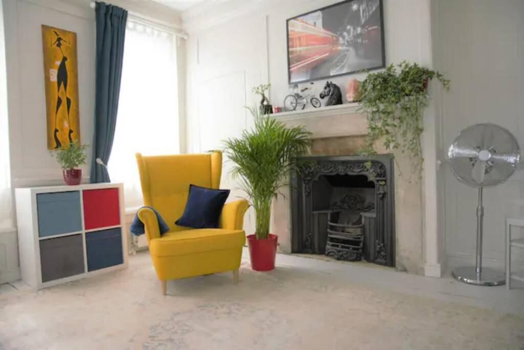 Fabulous Duplex Flat In Covent Garden - 2 Bedroom *
