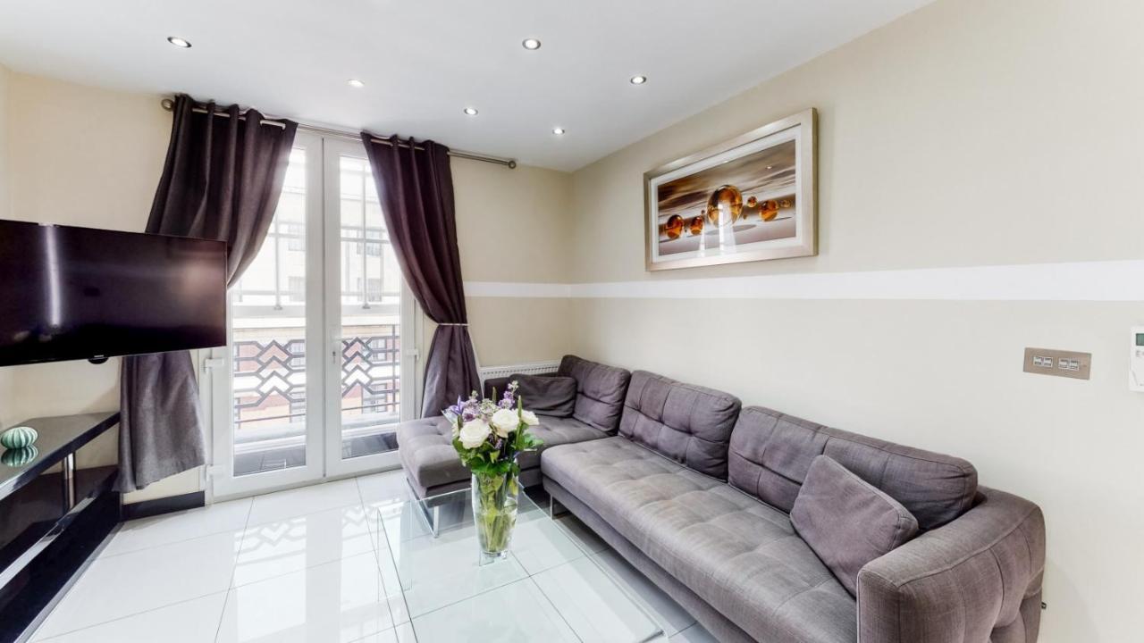Apartment Bryanston London