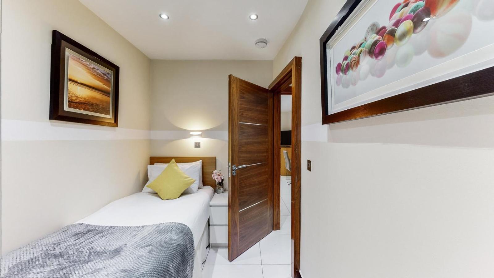 Bryanston * London