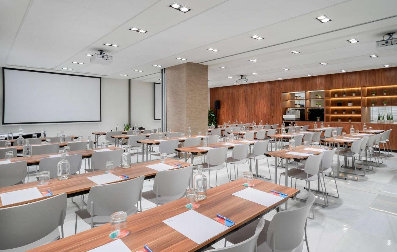 Aparthotel Melia White House