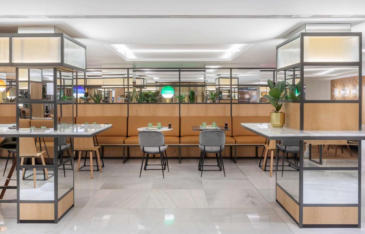 Aparthotel Melia White House 4*