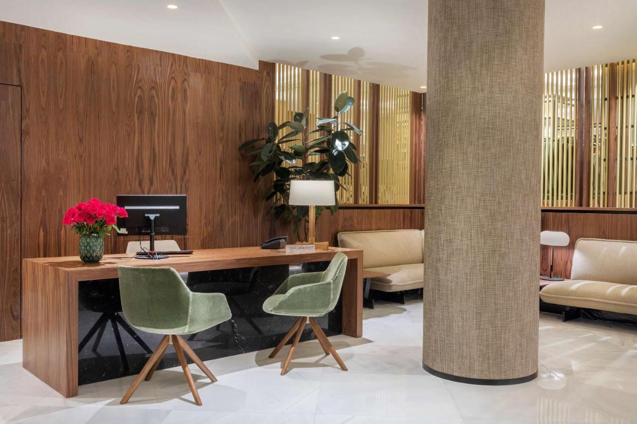 Melia White House Aparthotel