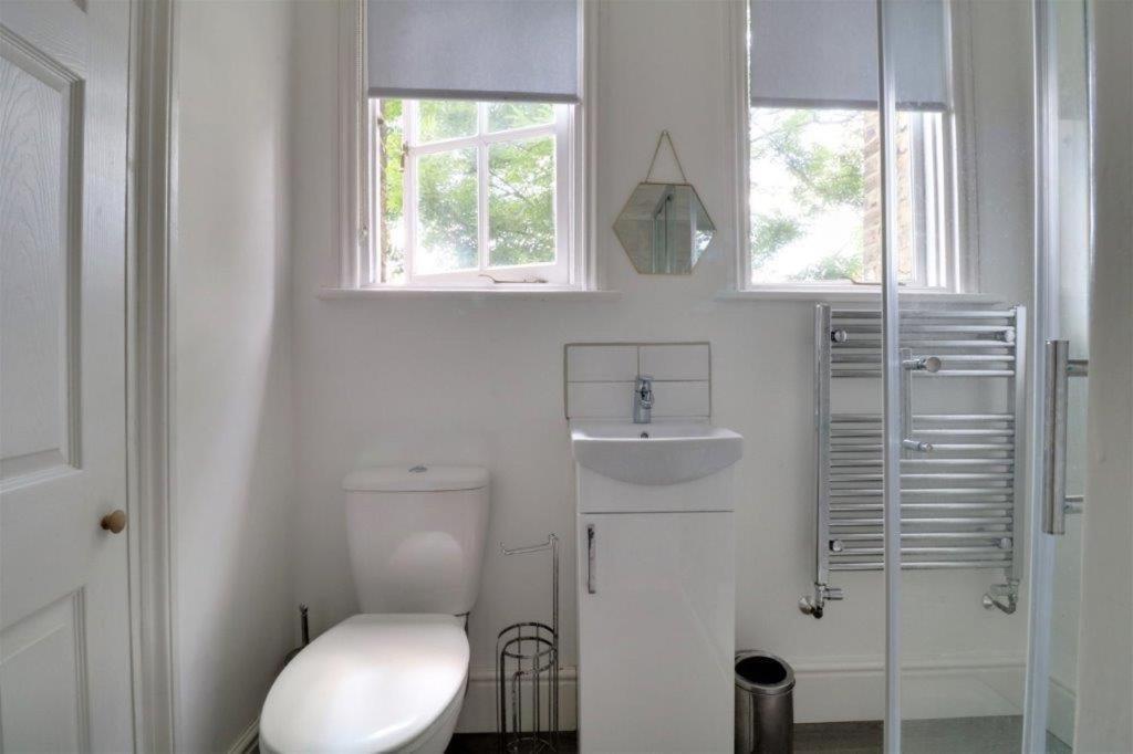 Replingham Road Apartment