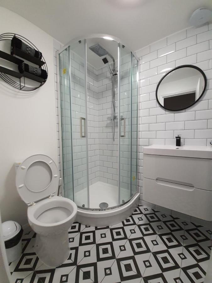 Casa de hóspedes In With Shared Bathroom Londres