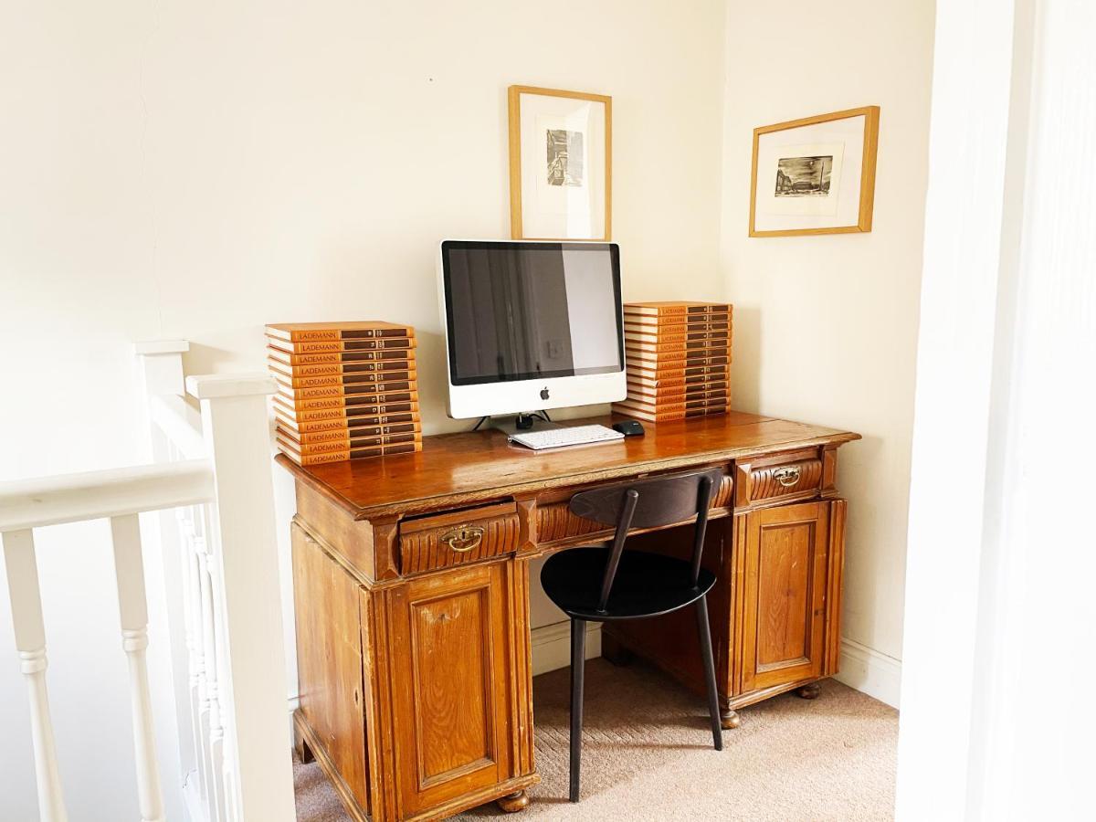 Charming Camden Split Level London