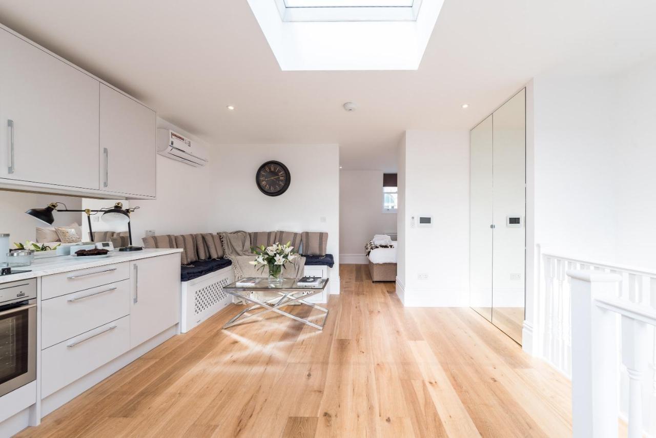 Apartment Luxury Flat With Sw Balcony In Fulham Broadway