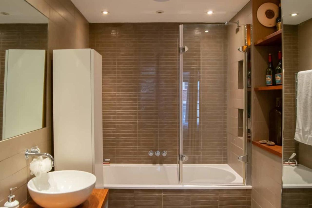 Apartment Modern 2 Bedroom With Balcony Near Oxford Street London