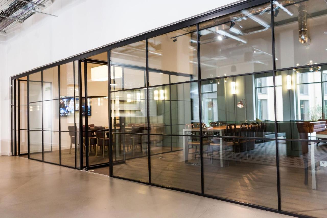 Apartamento Contemporary At Chapter White In