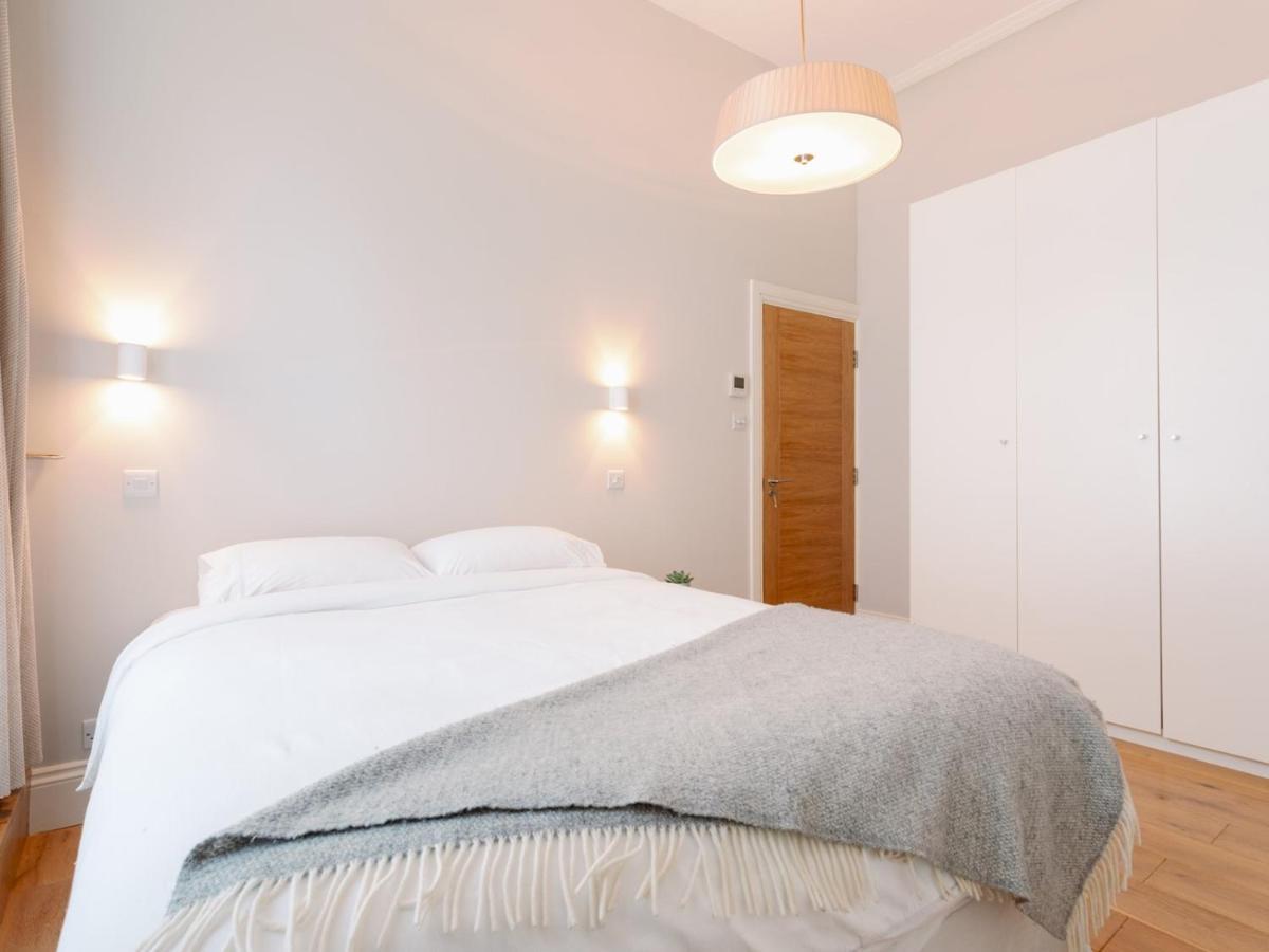 Pass The Keys Beautiful 2bed 2min From Hampstead Heath * London