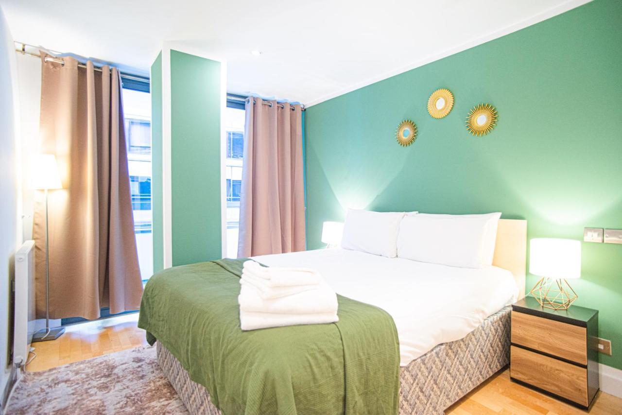 Mysquare One Bed Serviced In Farringdon Apartment
