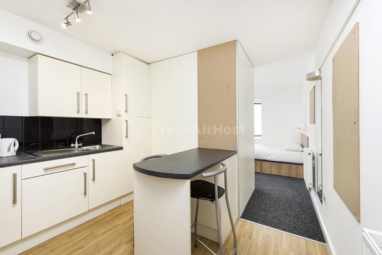 Spacious At Axo Camden In *