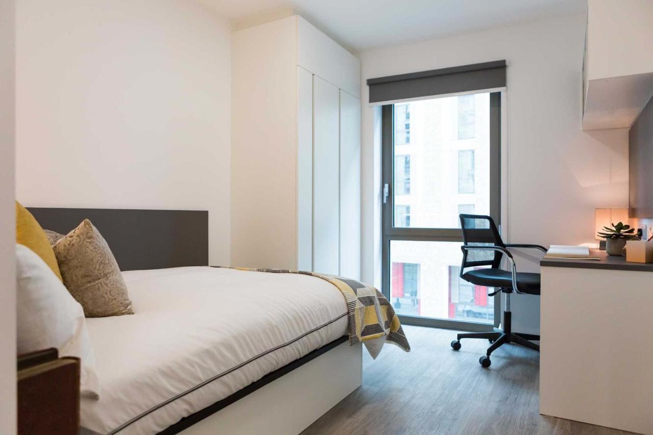Chic At Chapter Highbury Ii In Apartment London