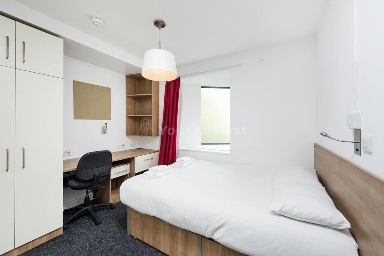 Spacious At Axo Camden In Apartment London