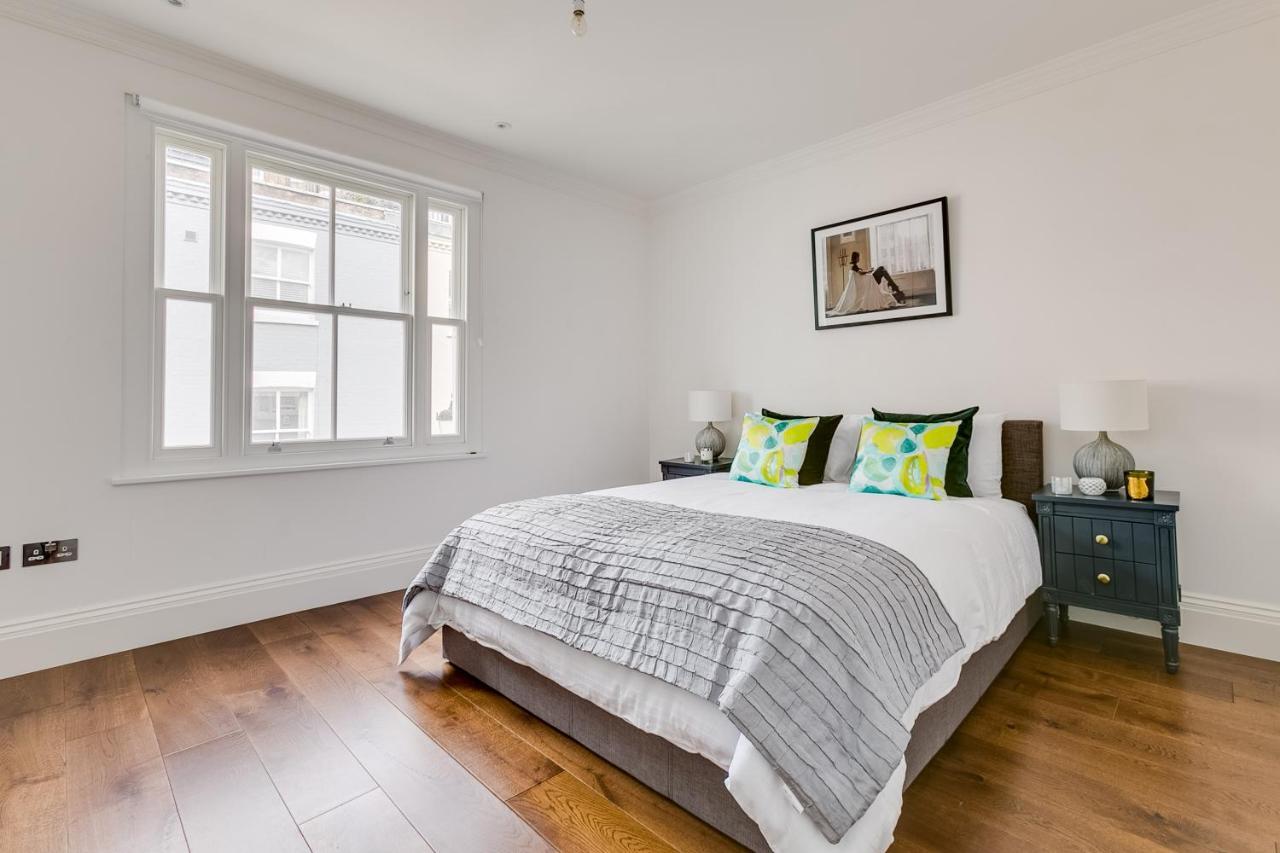 Superb 3 Bed/bath Luxury + Ibiza Roof Terrace Apartment *