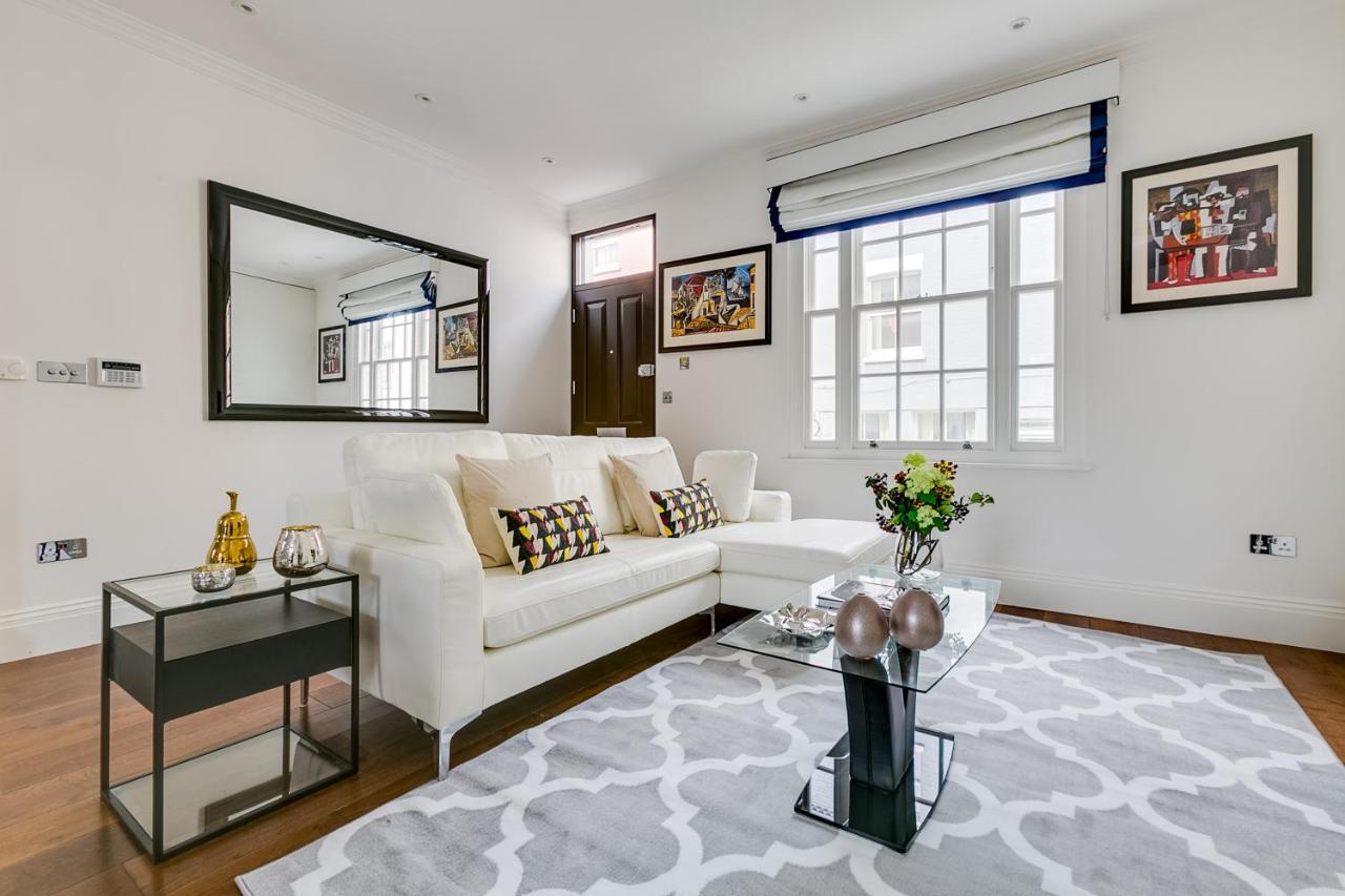 Superb 3 Bed/bath Luxury + Ibiza Roof Terrace London