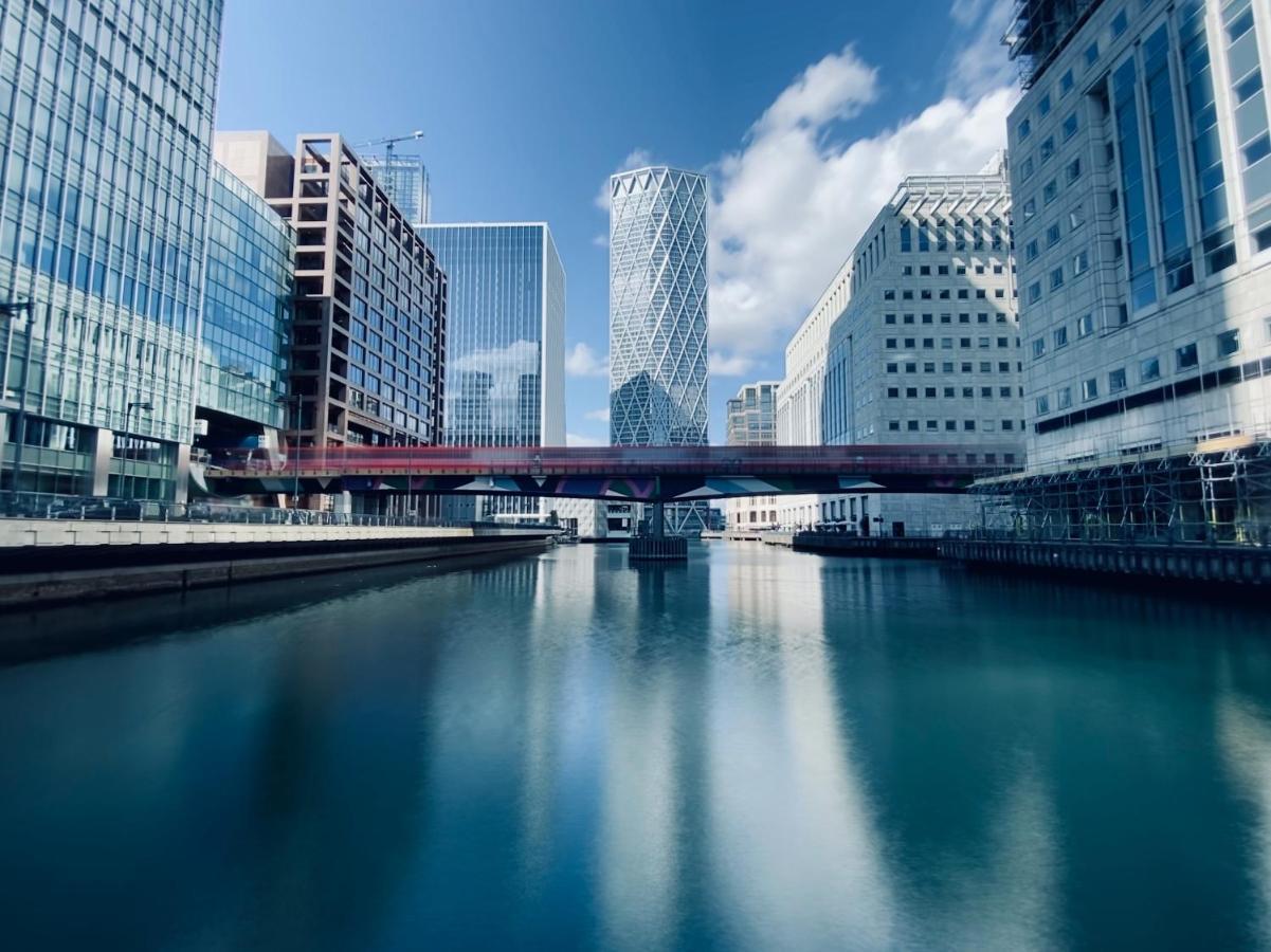 Pass The Keys Cosy 1bed Nearby Canary Wharf *