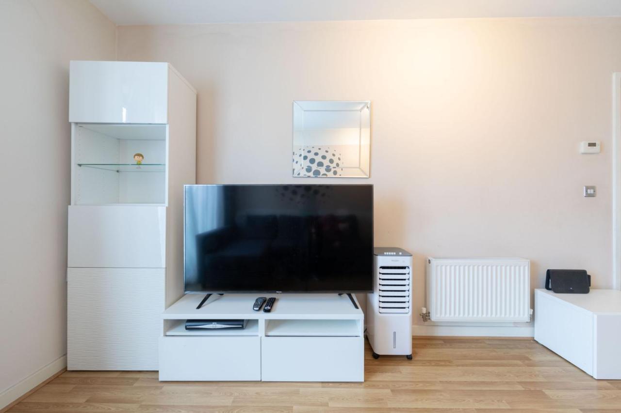 Pass The Keys Cosy 1bed Nearby Canary Wharf London