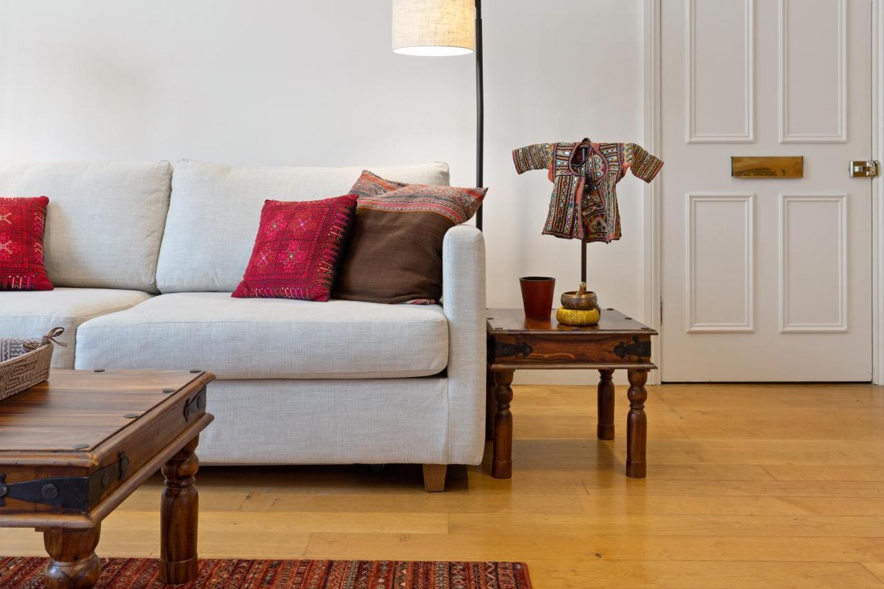 Elegant Flat In Bayswater, West London