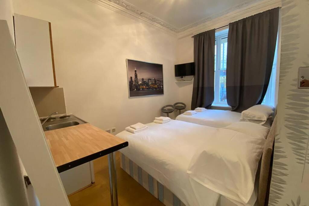 Apartment F6-comfy Ground Flr Fits 4- Near Paddington London