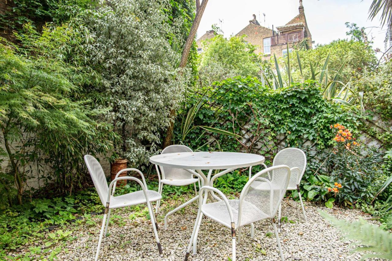 Bright Chelsea Garden Nest *
