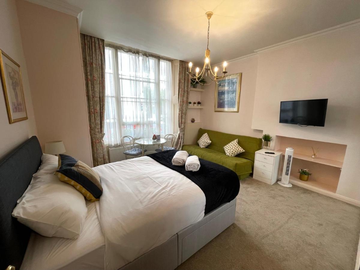Hyde Park Serviced Apartment *