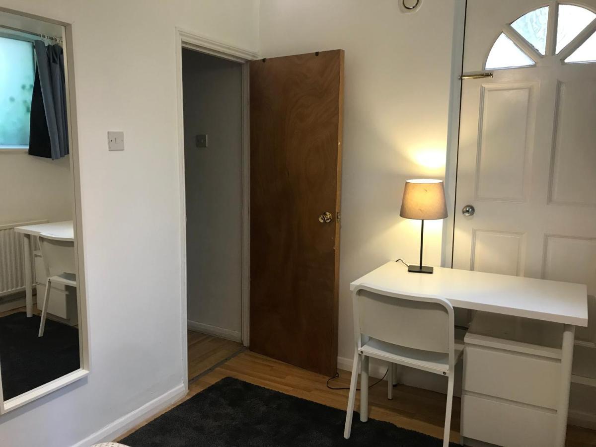 Lovely Budget Double Ensuite In Bricklane