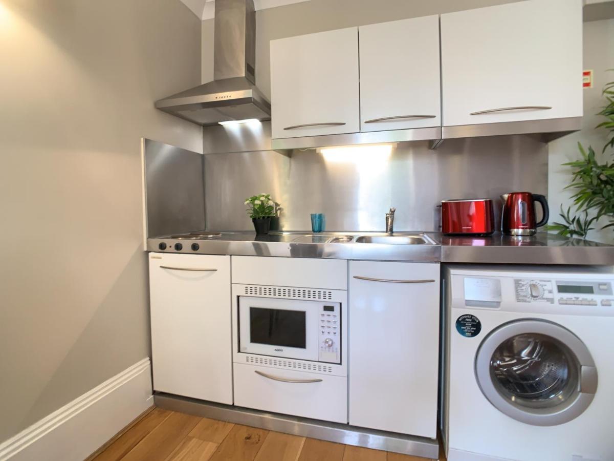 Queen Victoria Apartment London