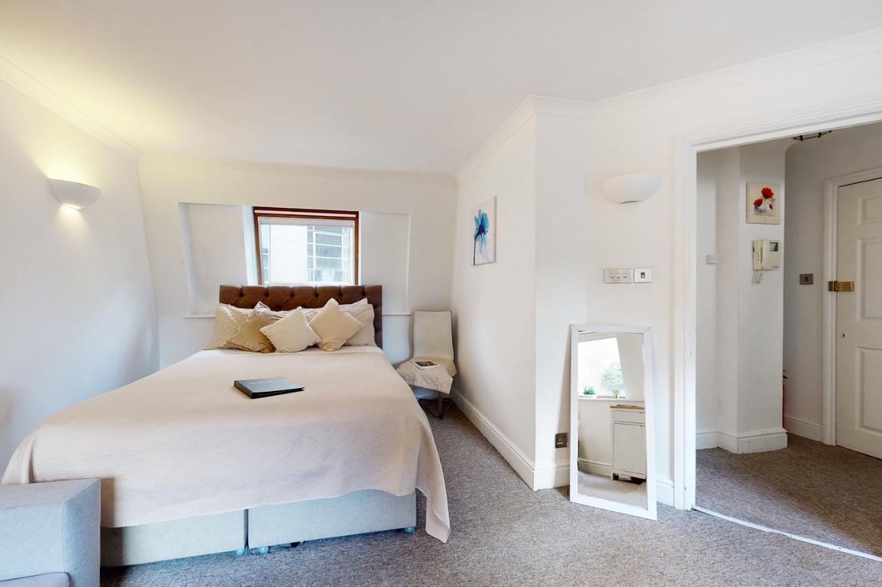 Apartment Park Lane Piccadilly Circus