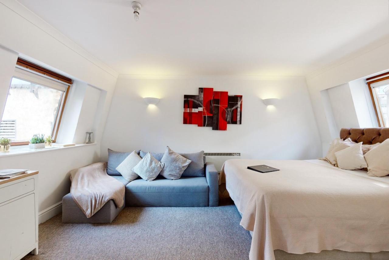 Apartment Park Lane Piccadilly Circus London