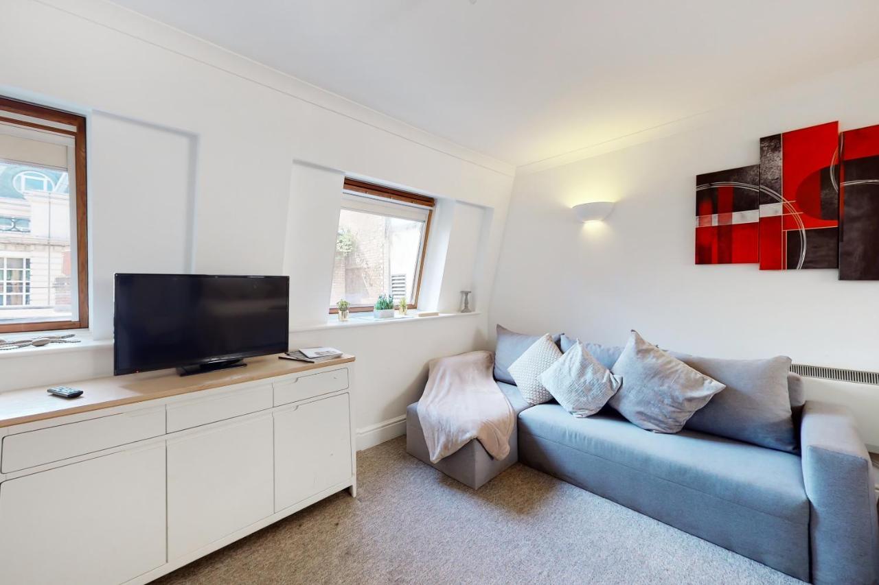 Park Lane Piccadilly Circus Apartment *