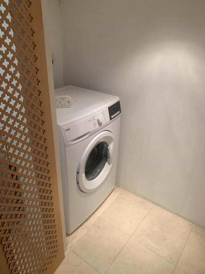 Apartment Cozy 1 Bedroom Basement Flat