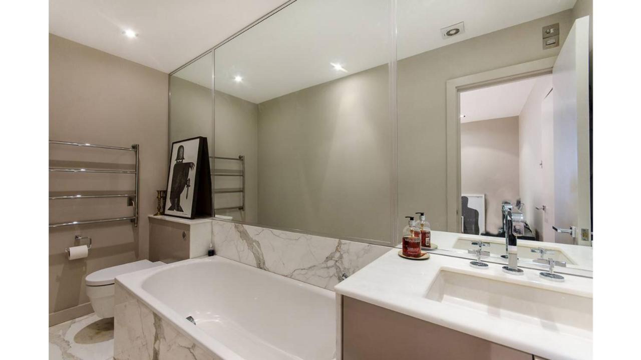 Chelsea Chic Apartment *