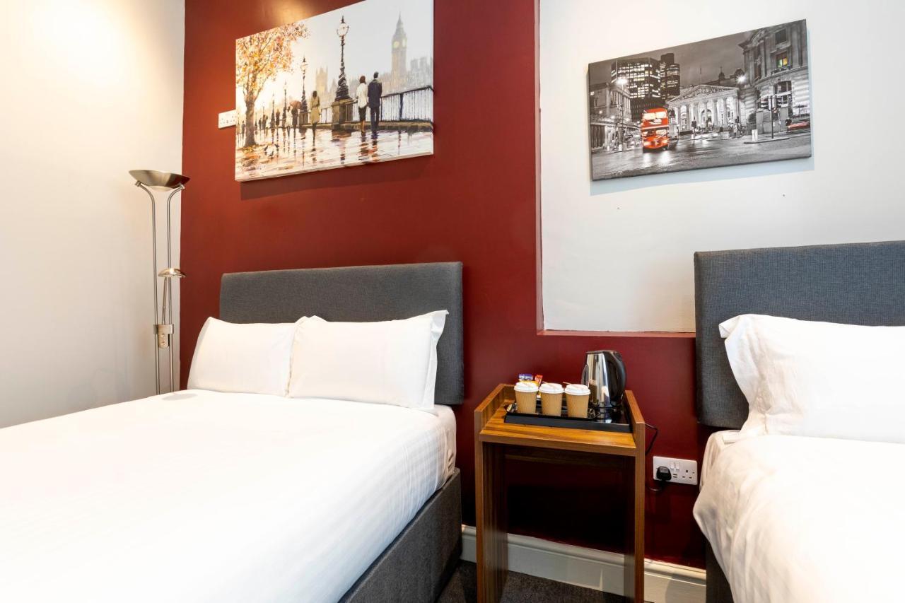 Royal Park 3* London