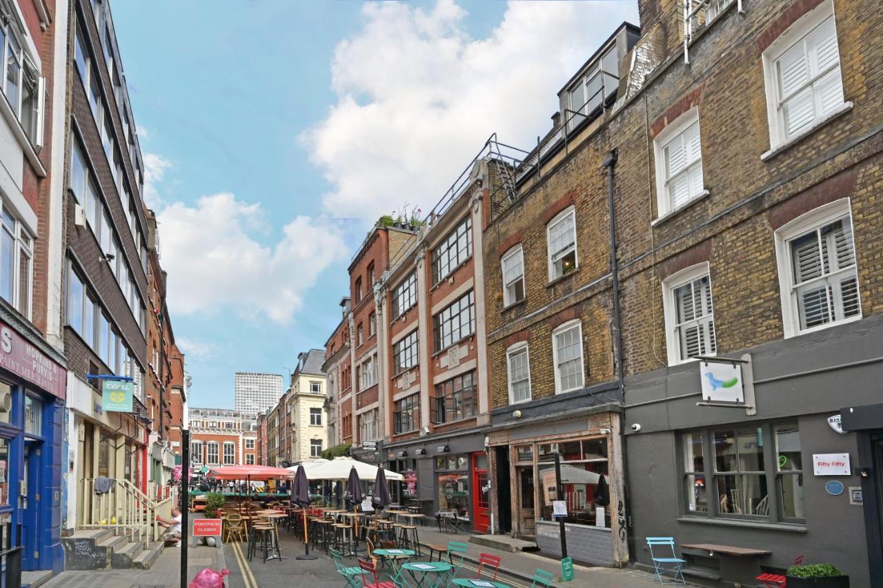 Carnaby & Oxford Street - Soho - One Bedroom - Double Bed & Sofabed Apartment *