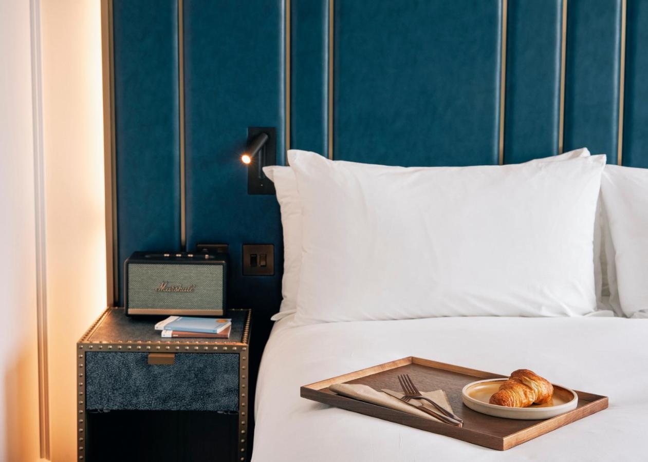 Page8, Page Hotel