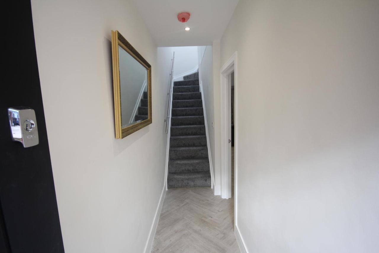 Eversley's Mews
