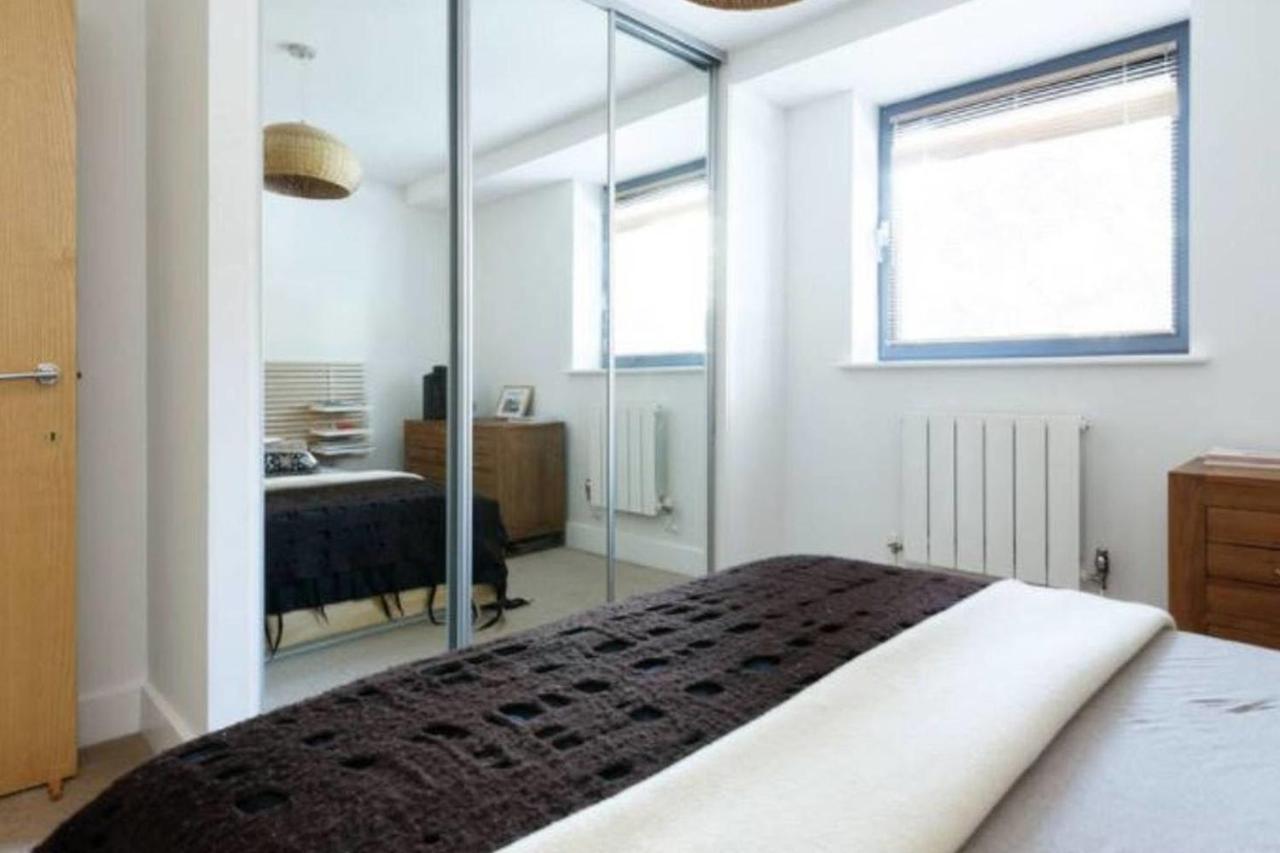 Apartamento Peaceful Modern 2 Bedroom Flat With Water Views Londres