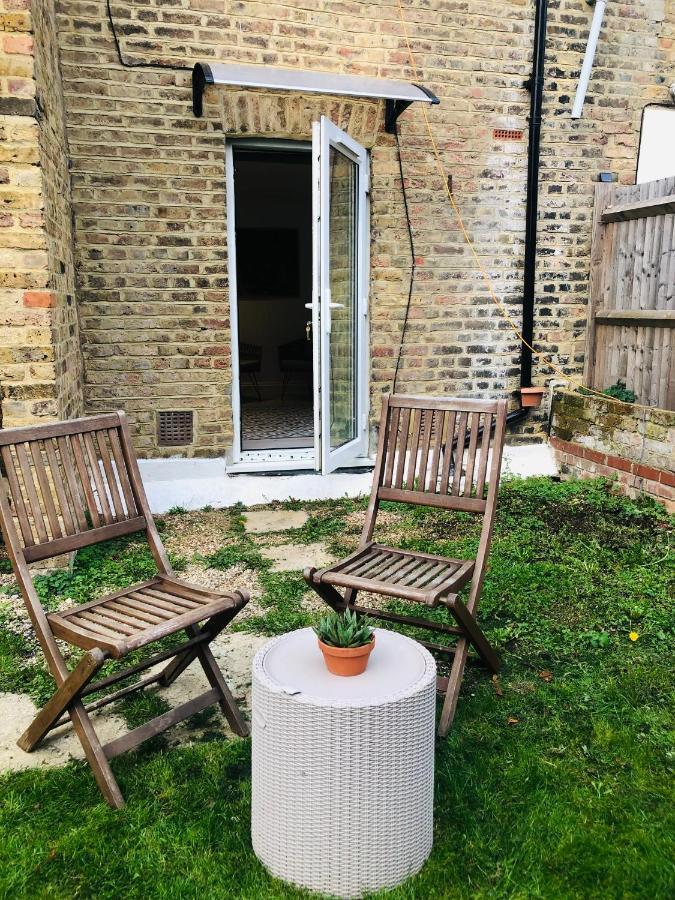 Apartment Lavender Den London