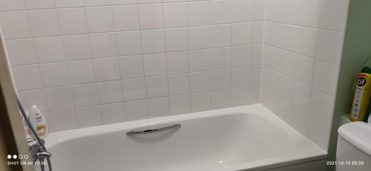 Nice Double Bedroom At Streatham Place Privatunterkunft