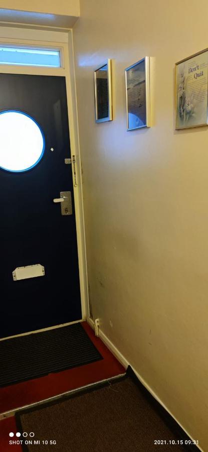 Privatunterkunft Nice Double Bedroom At Streatham Place London