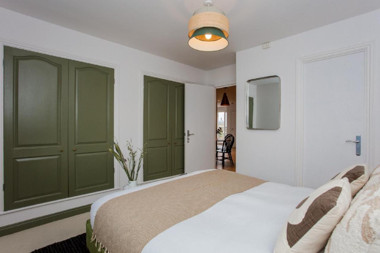 The Sparkford Gardens - Lovely 2bdr With Balcony Apartment London