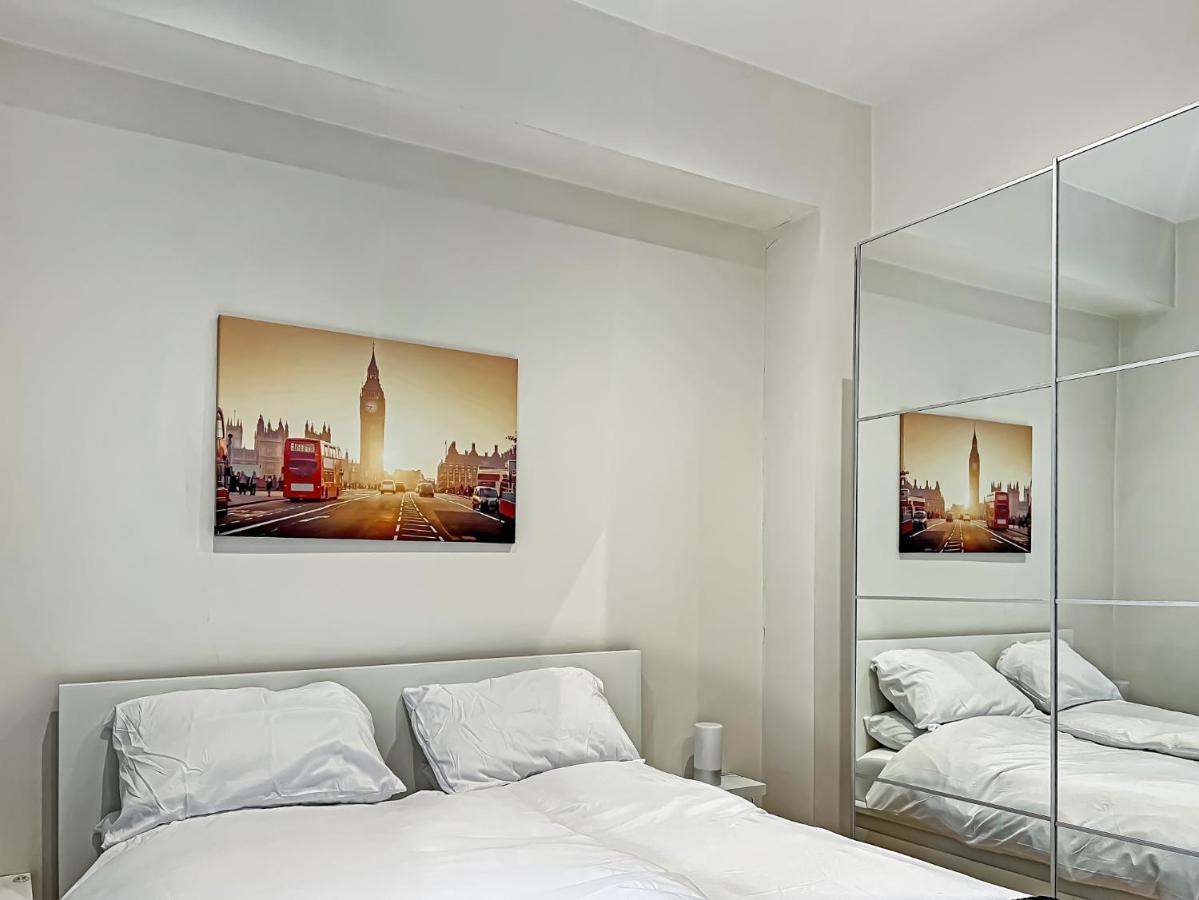 The Chelsea Kensington 159 * London