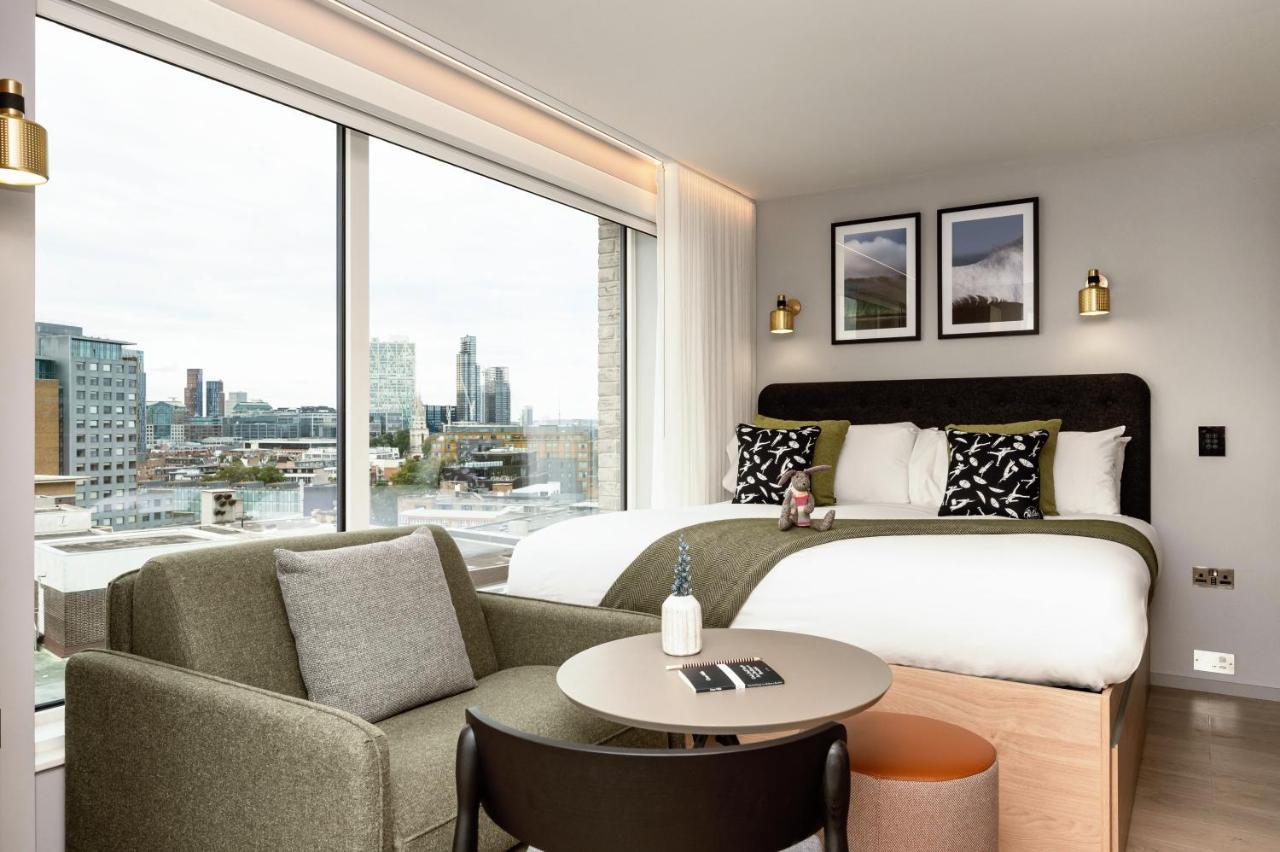 Wilde Aldgate Tower Bridge