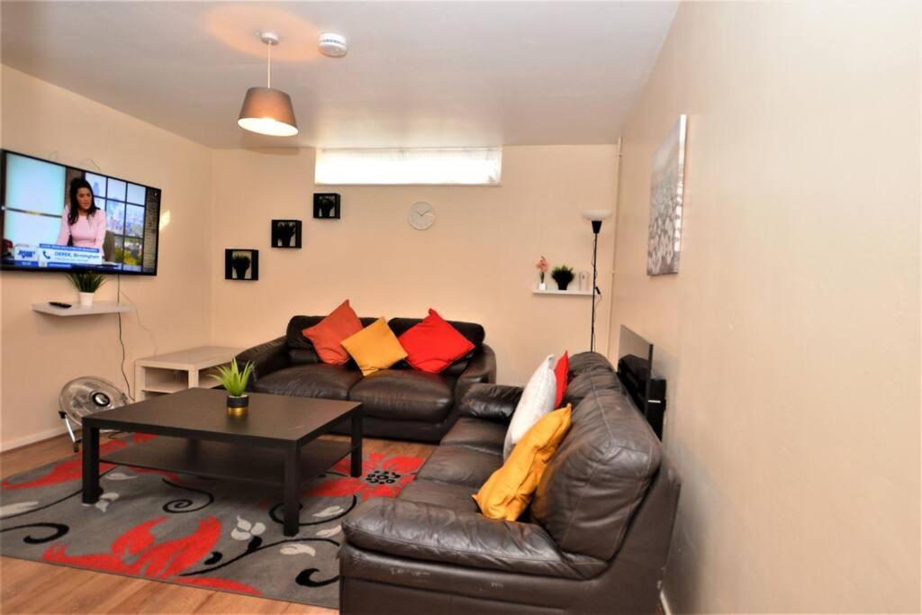 Apartment Spacious 2bedroom With Patio By Excel Centre London