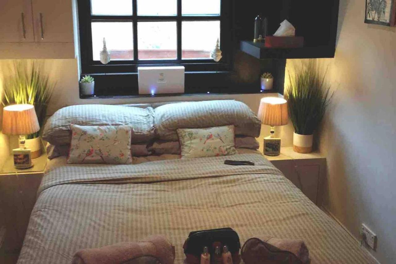 Remarkable Near Tower Bridge Apartment London