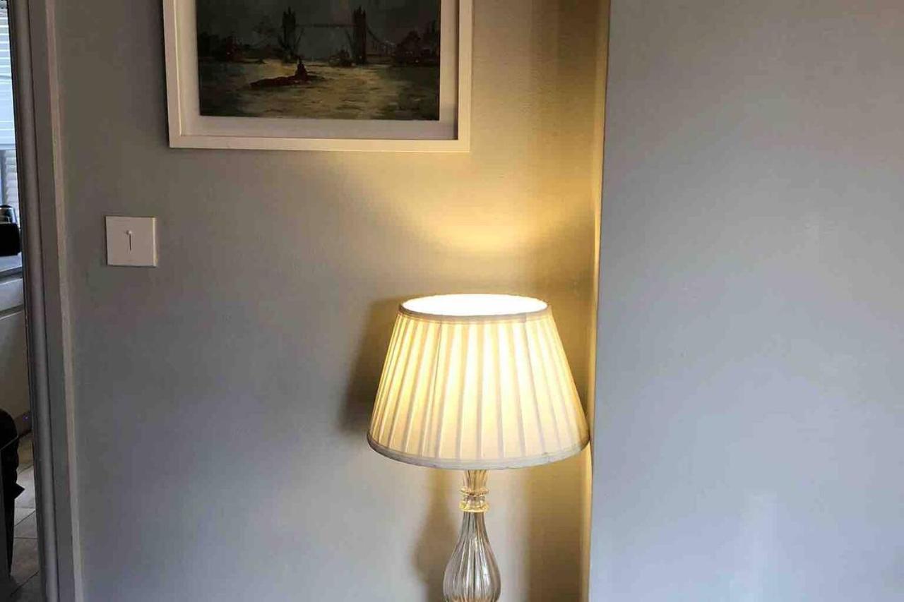 Remarkable Near Tower Bridge * London